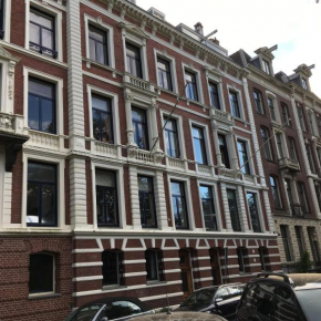  Vondelparkmuseum Inn  Амстердам